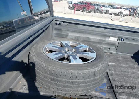 2017 Honda Ridgeline Rtl-E z USA, uszkodzony, nr VIN 5FPYK3F73HB029533